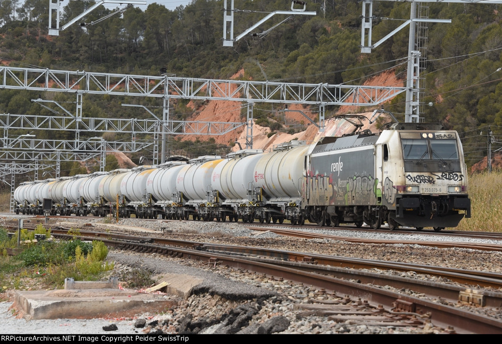 RENFE 253 075